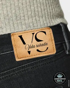 Etikete Za Oblačila Z Logotipom