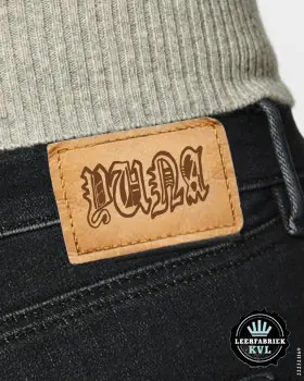 Usnjene Etikete Z Logotipom